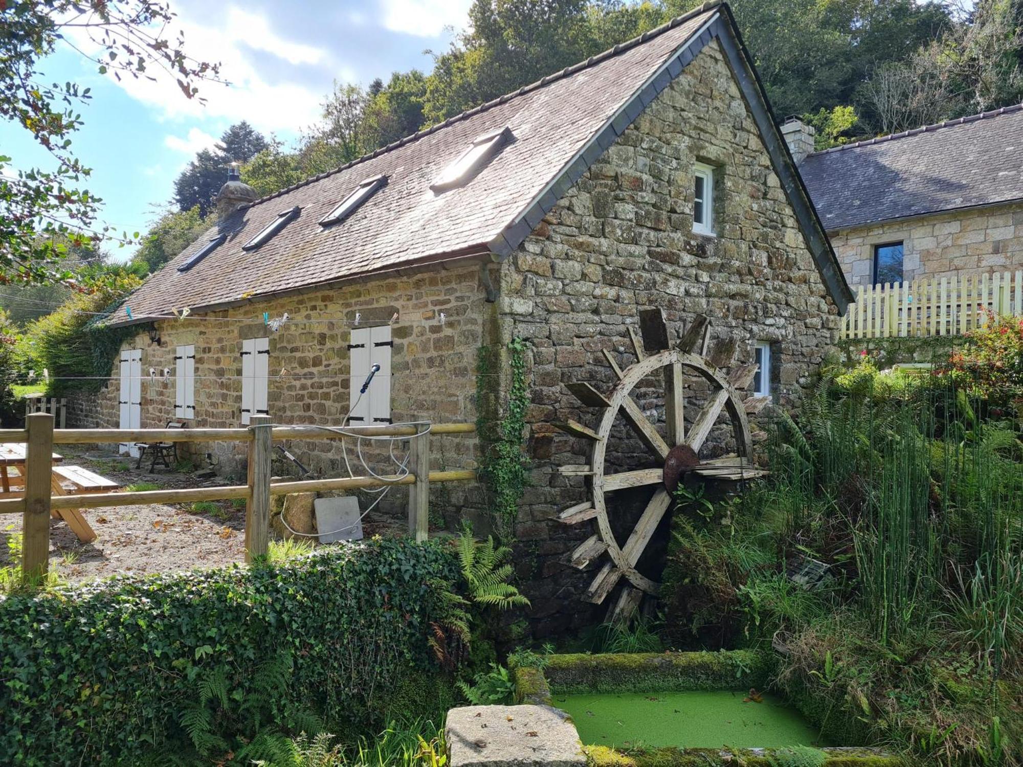 Moulin De Bonnescat Villa Plogonnec Exterior photo